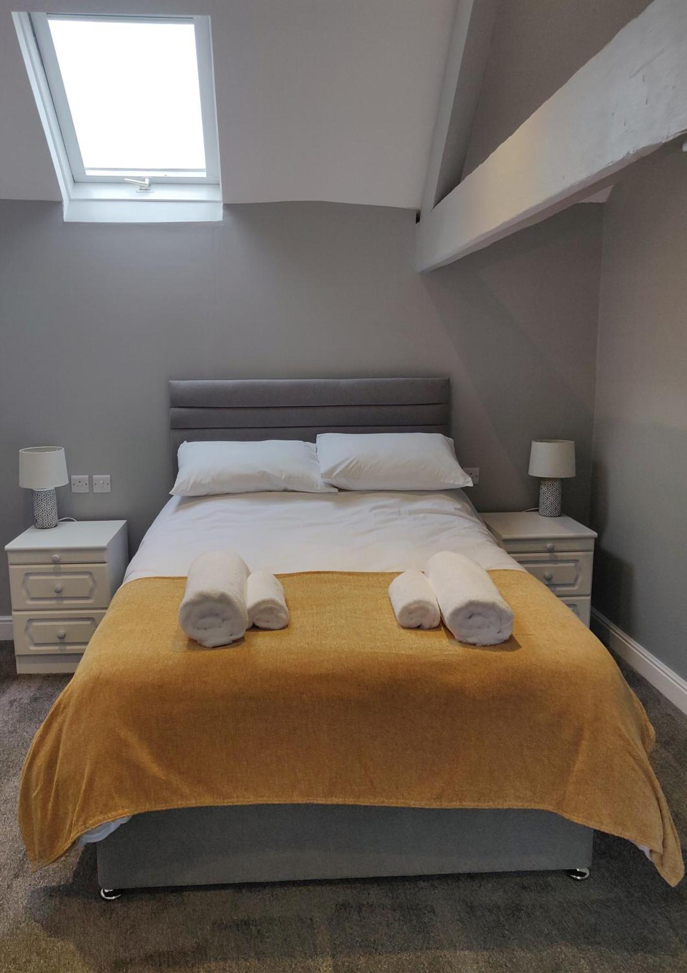 The Fox Hotel Much Wenlock Phòng bức ảnh
